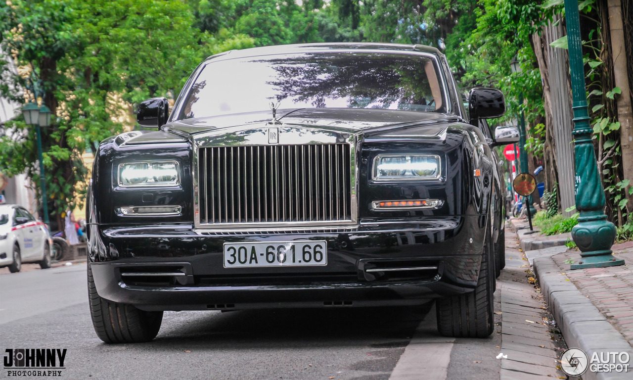 Rolls-Royce Phantom EWB Series II