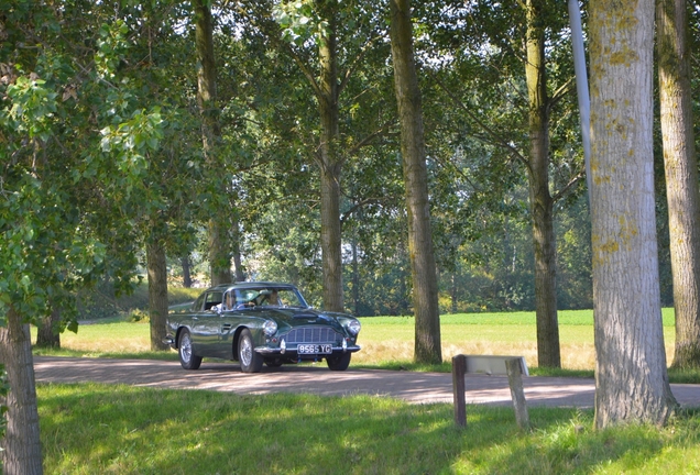 Aston Martin DB4 Series 3