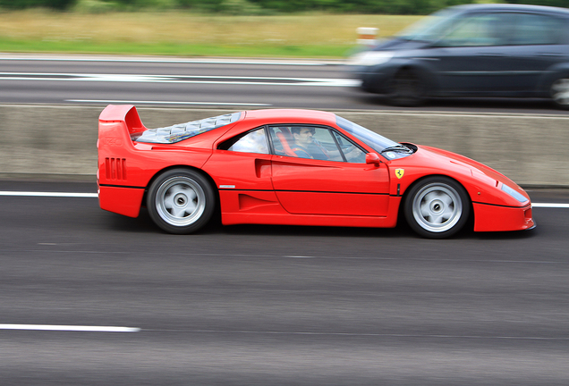 Ferrari F40