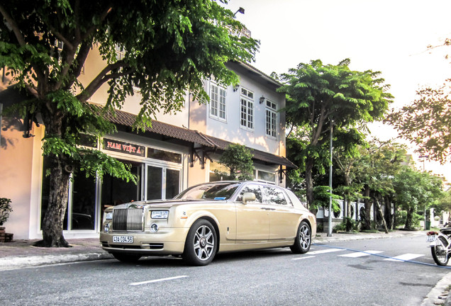 Rolls-Royce Phantom EWB