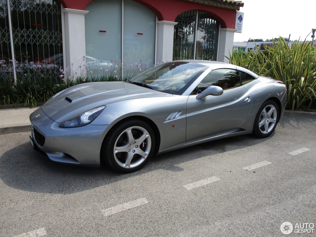 Ferrari California