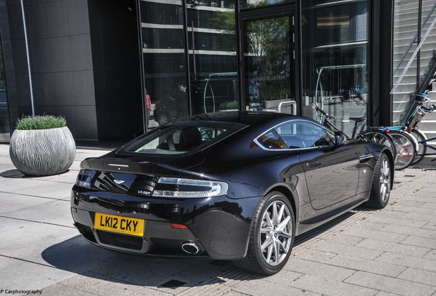 Aston Martin V8 Vantage 2012