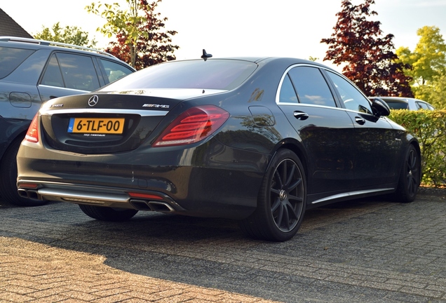 Mercedes-Benz S 63 AMG V222