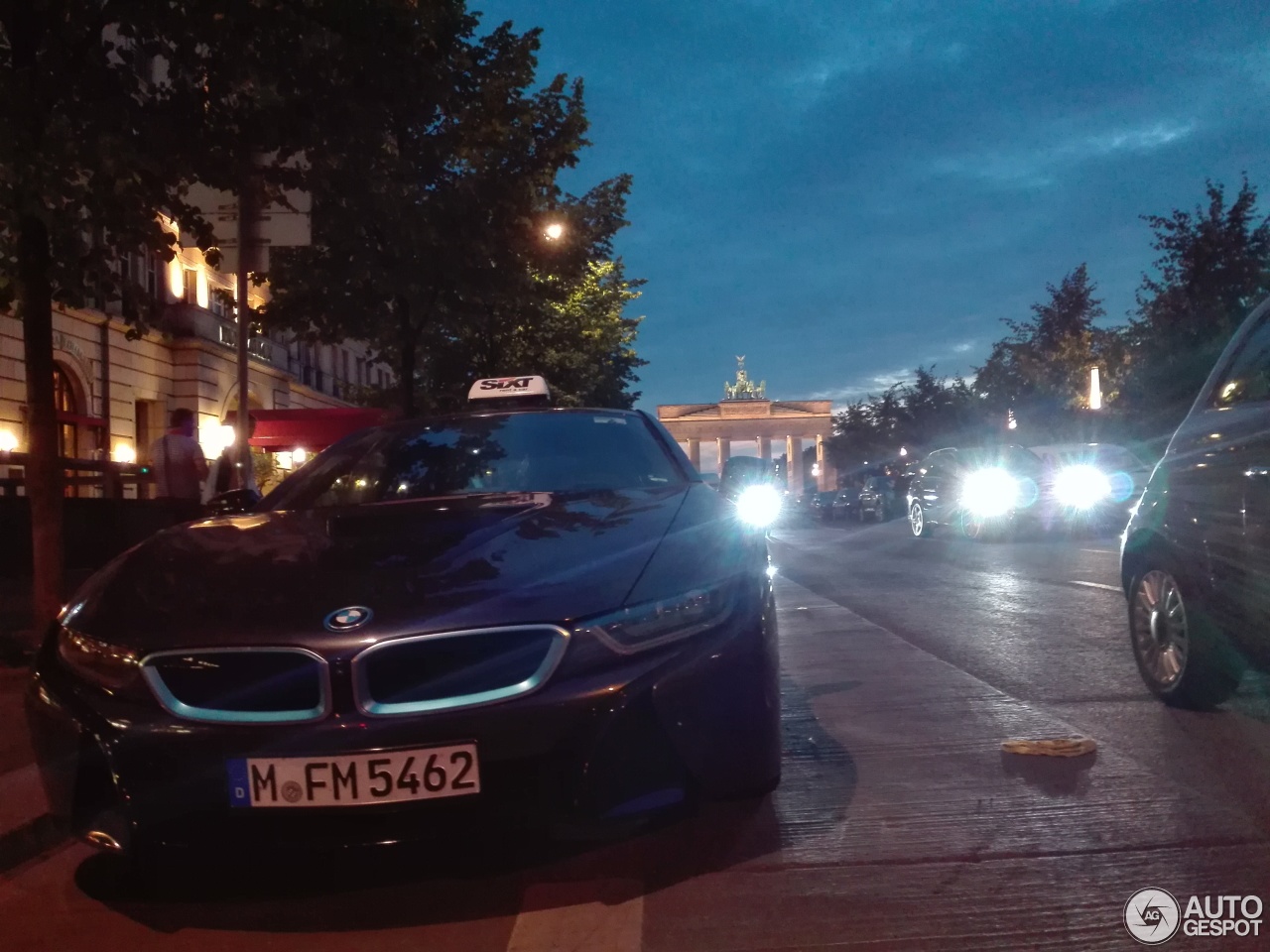 BMW i8