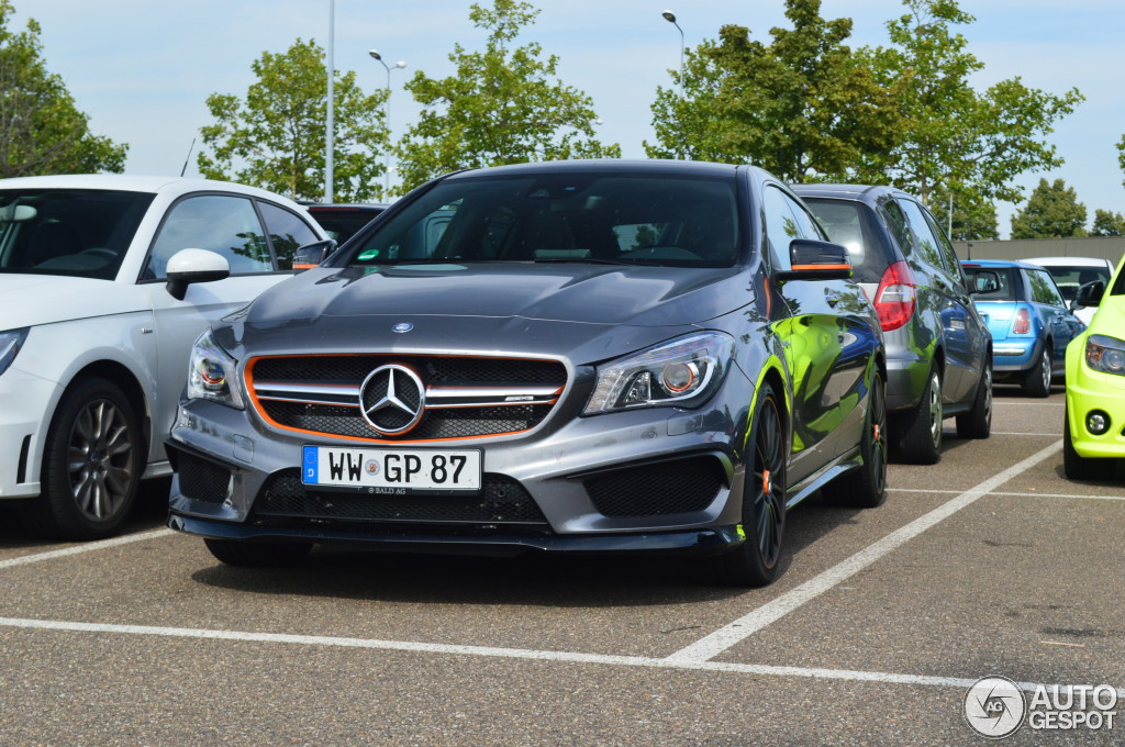 Mercedes-Benz CLA 45 AMG Shooting Brake OrangeArt Edition