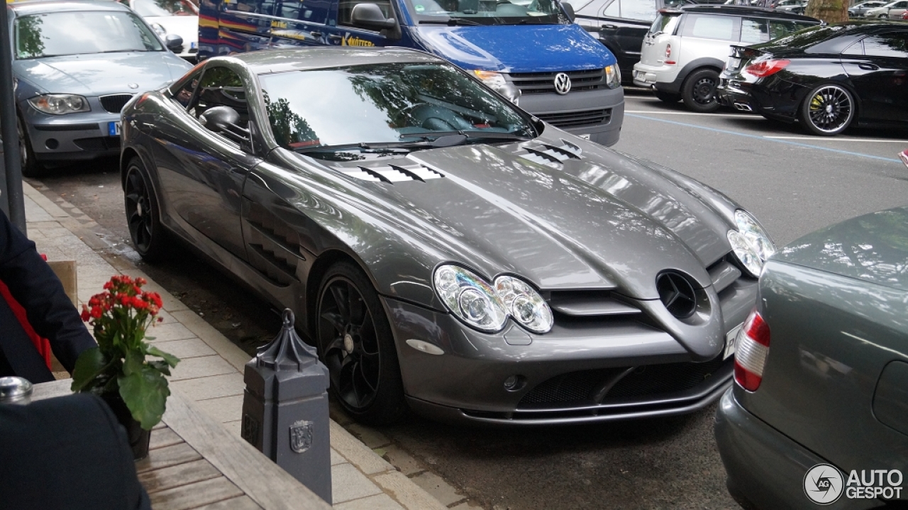 Mercedes-Benz SLR McLaren