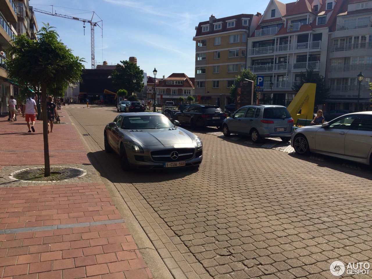 Mercedes-Benz SLS AMG