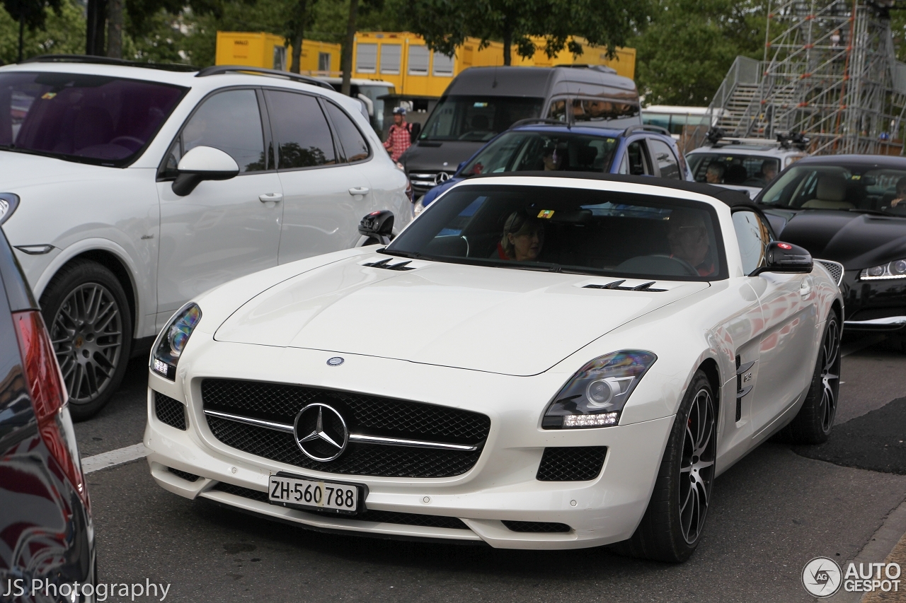 Mercedes-Benz SLS AMG GT Roadster