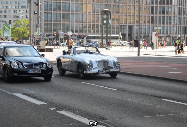 Aston Martin DB2 Drophead Coupé