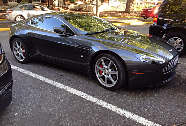 Aston Martin V8 Vantage