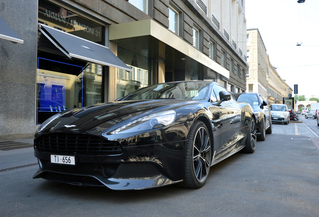 Aston Martin Vanquish 2013