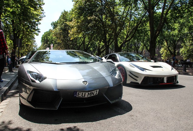 Lamborghini Aventador LP700-4