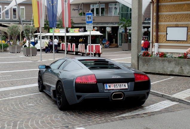 Lamborghini Murciélago LP640