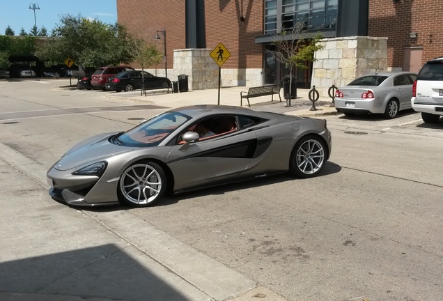 McLaren 570S