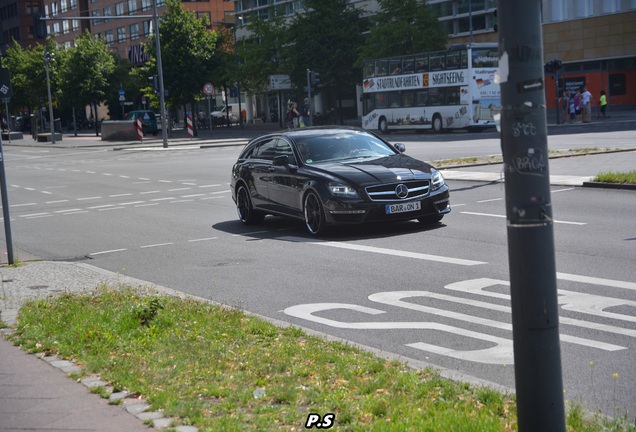 Mercedes-Benz CLS 63 AMG X218 Shooting Brake