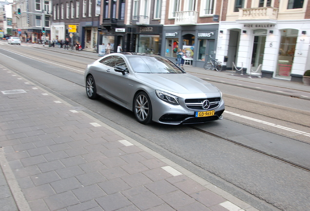 Mercedes-Benz S 63 AMG Coupé C217