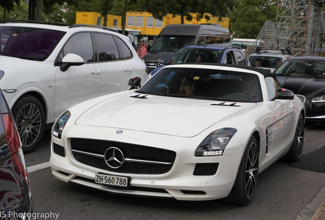 Mercedes-Benz SLS AMG GT Roadster