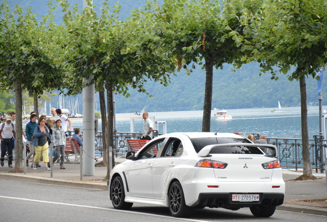 Mitsubishi Lancer Evolution X