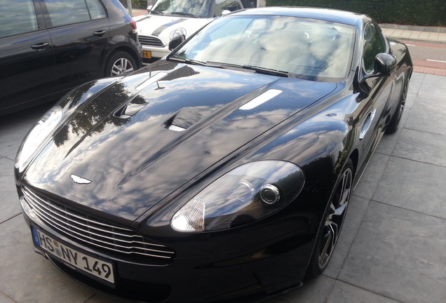 Aston Martin DBS