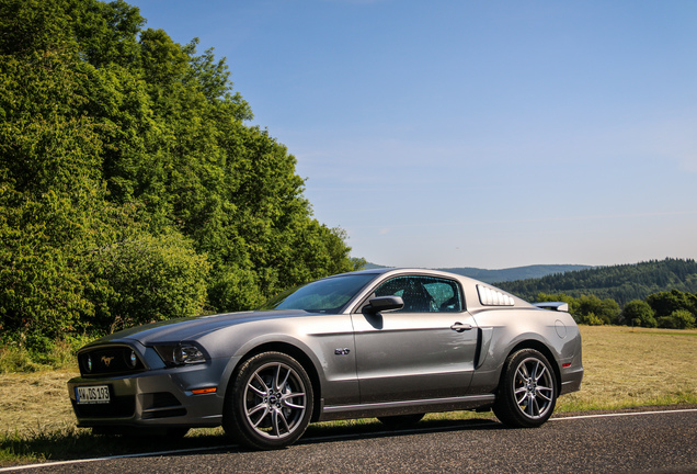 Ford Mustang GT 2013