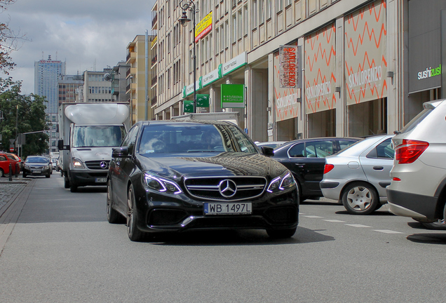 Mercedes-Benz E 63 AMG S W212