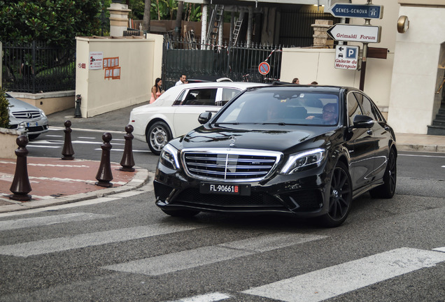 Mercedes-Benz S 65 AMG V222