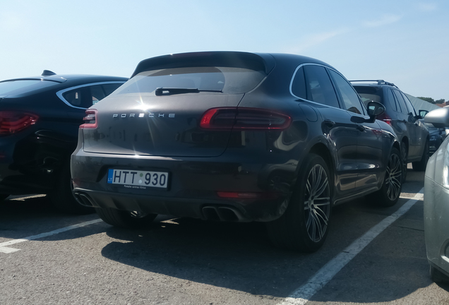 Porsche 95B Macan Turbo