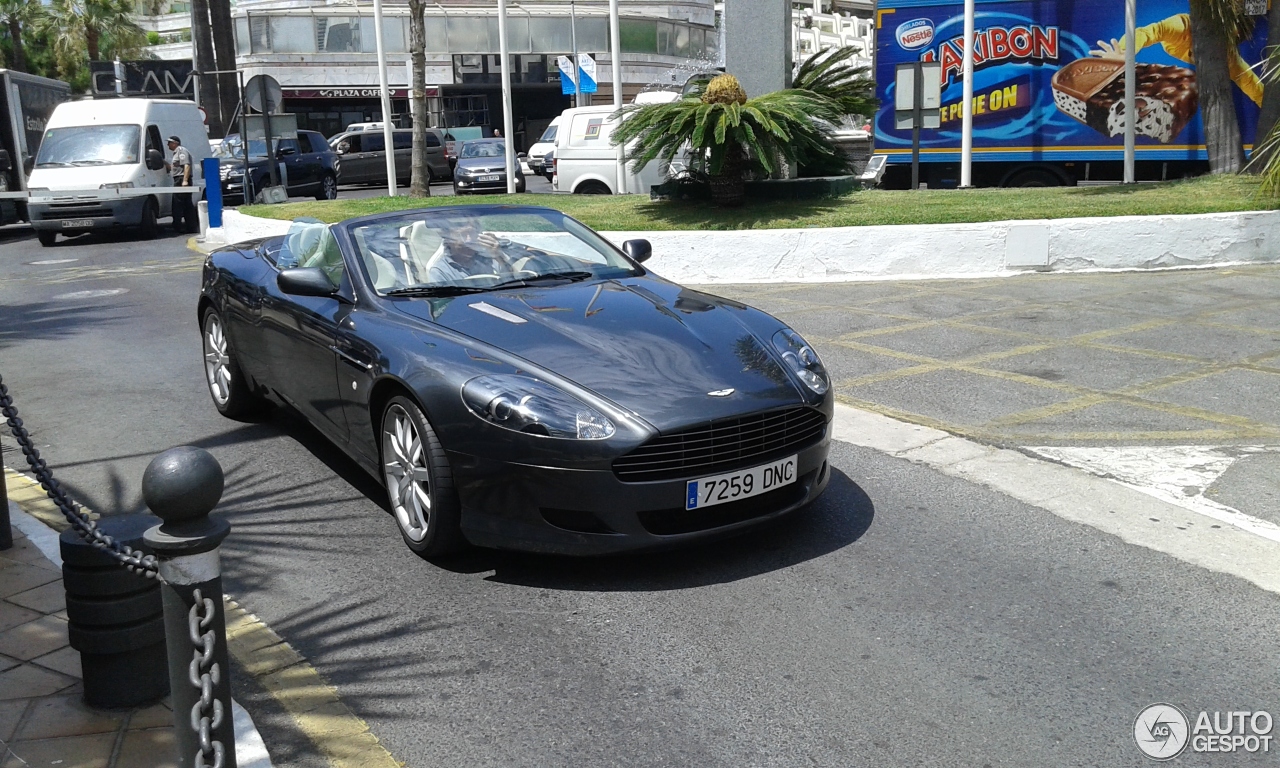 Aston Martin DB9 Volante