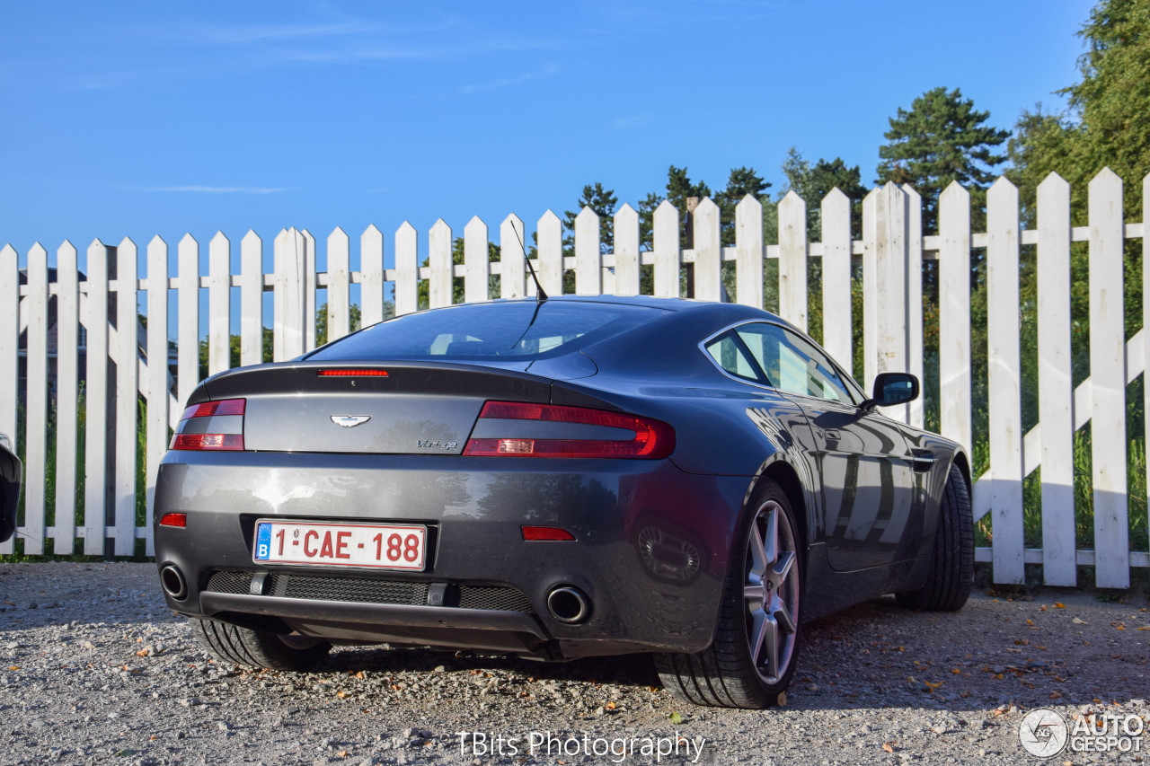 Aston Martin V8 Vantage