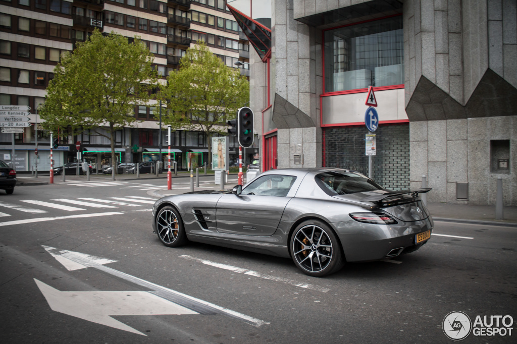 Mercedes-Benz SLS AMG GT Final Edition