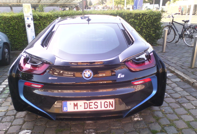 BMW i8