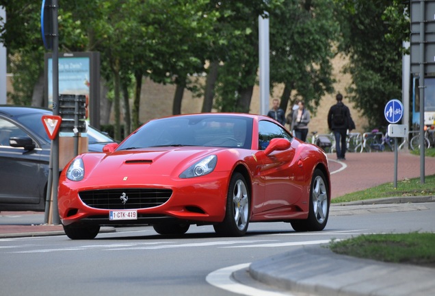 Ferrari California