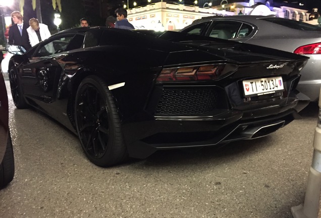 Lamborghini Aventador LP700-4 Roadster