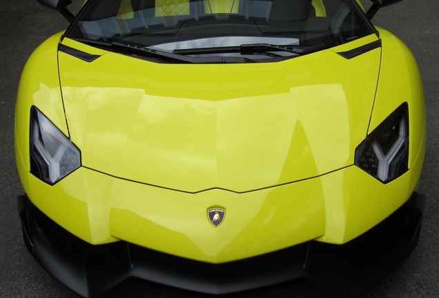 Lamborghini Aventador LP720-4 Roadster 50° Anniversario