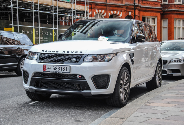 Land Rover Range Rover Sport SVR