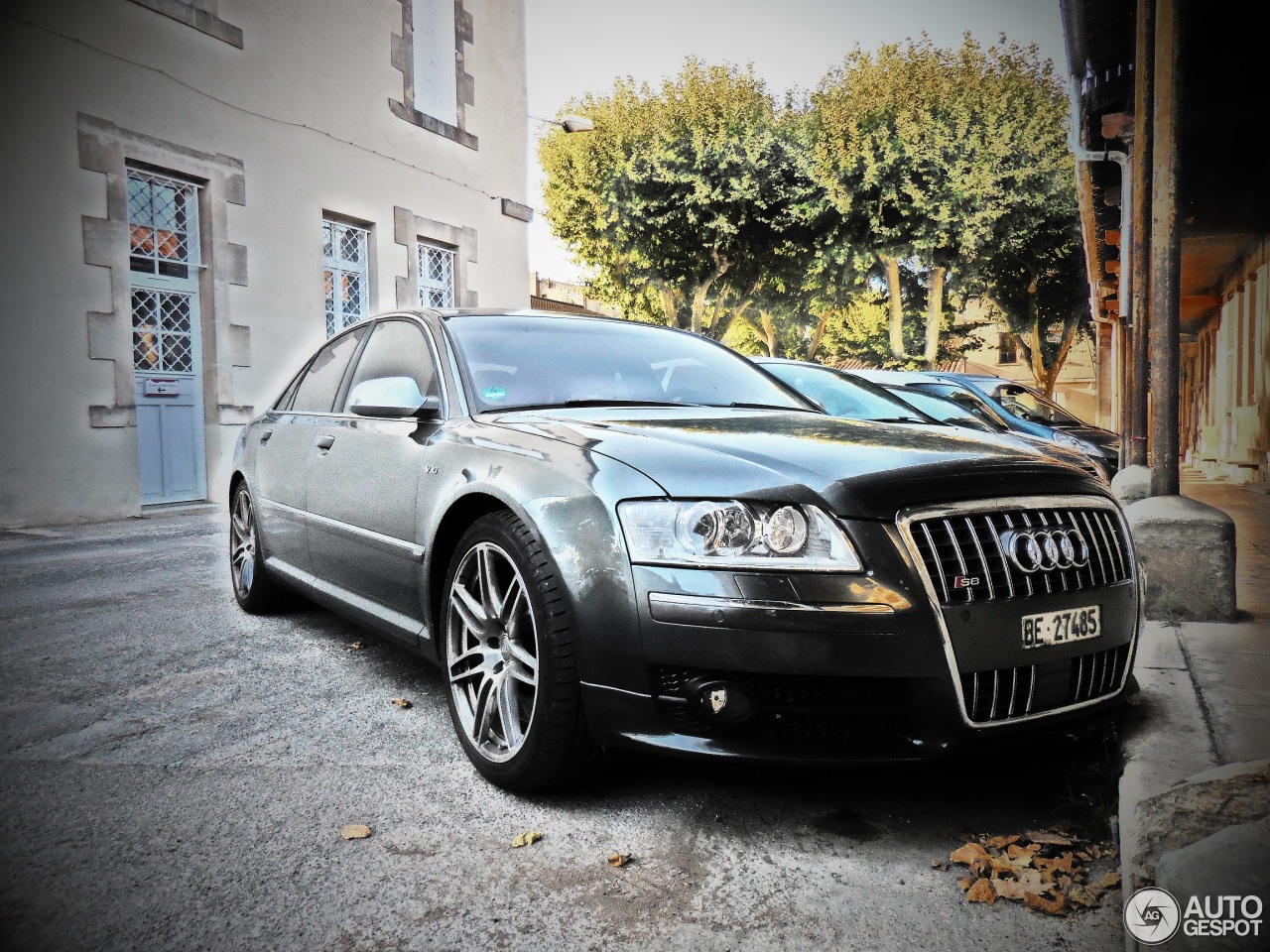 Audi S8 D3