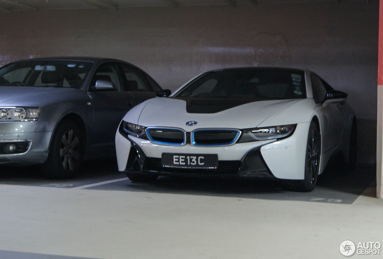 BMW i8