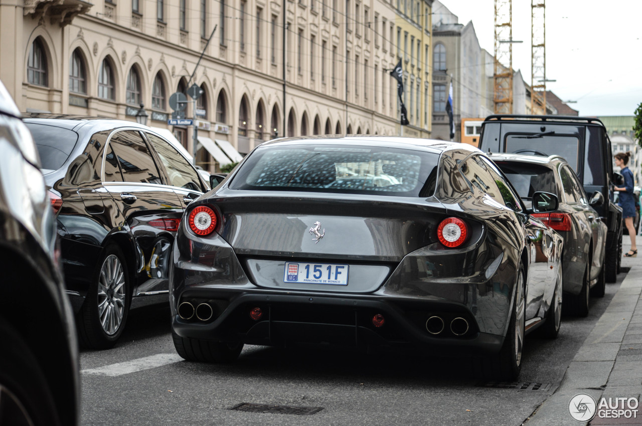 Ferrari FF