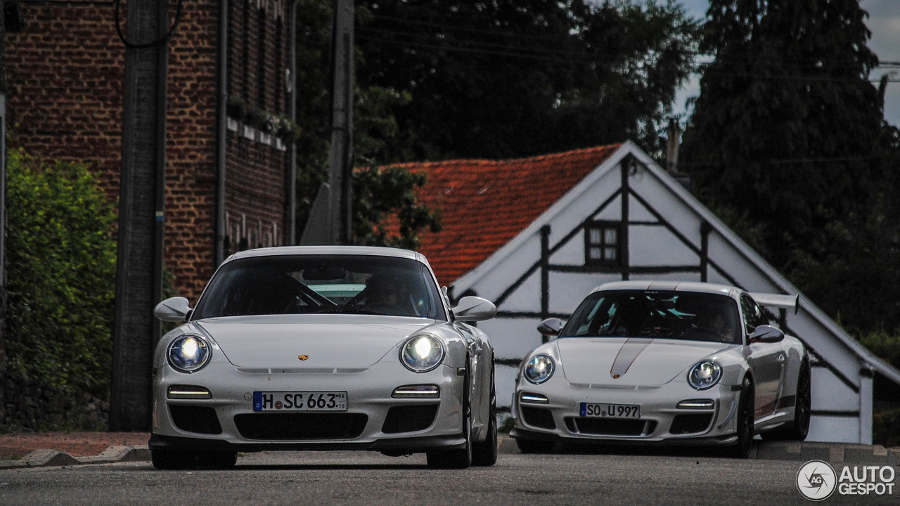 Porsche 997 GT3 RS 4.0