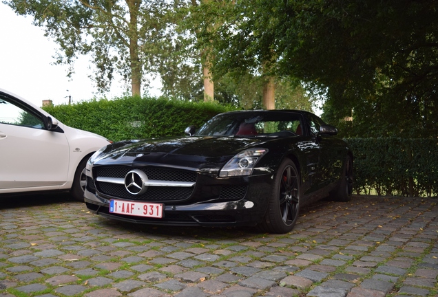 Mercedes-Benz SLS AMG