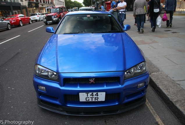 Nissan Skyline R34 GT-R V-Spec