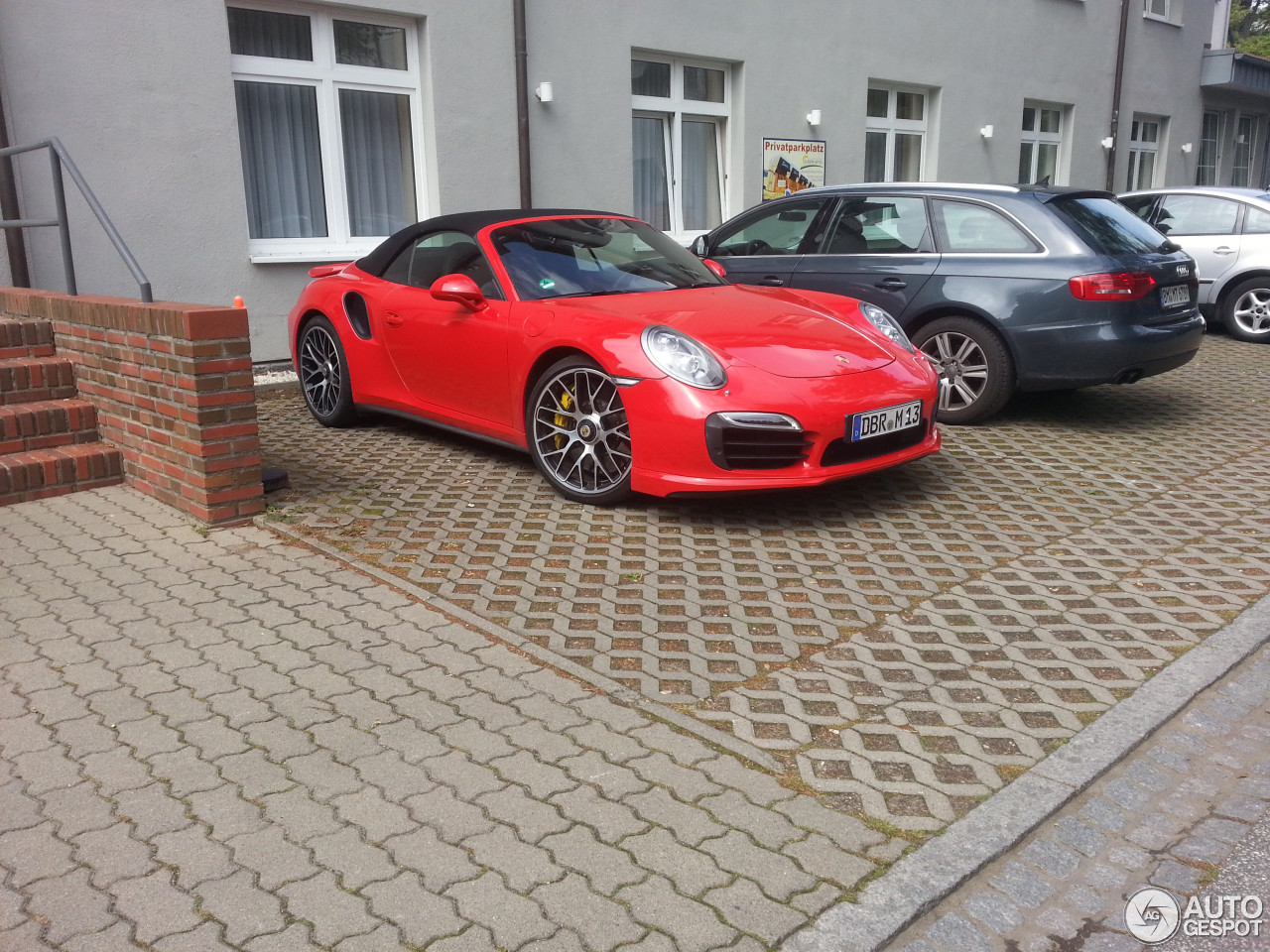 Porsche 991 Turbo S Cabriolet MkI