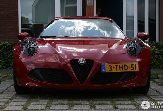 Alfa Romeo 4C Coupé