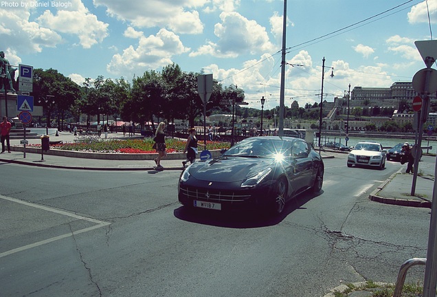 Ferrari FF