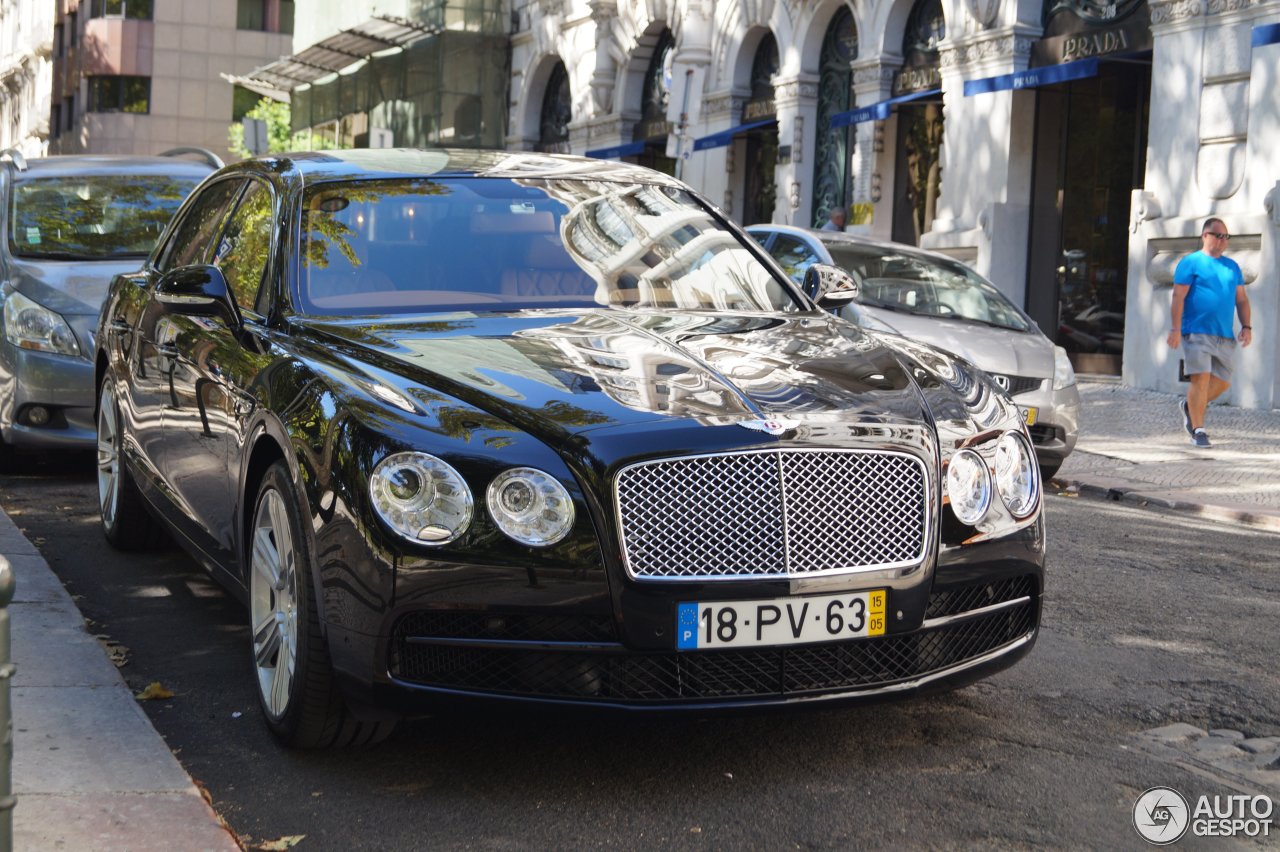 Bentley Flying Spur V8