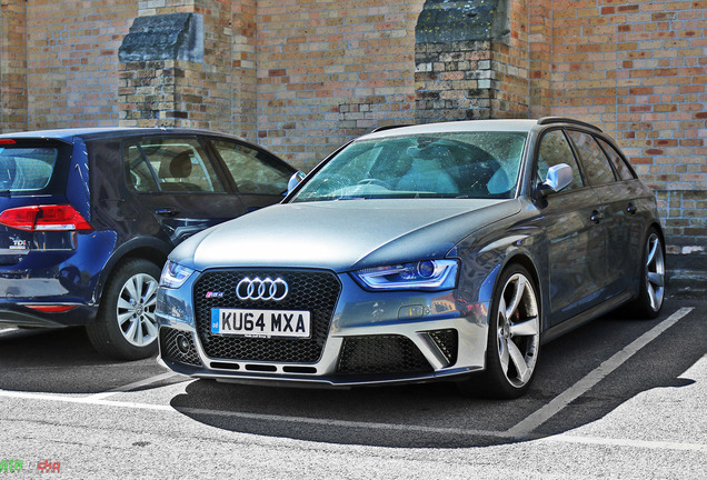 Audi RS4 Avant B8