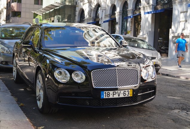 Bentley Flying Spur V8