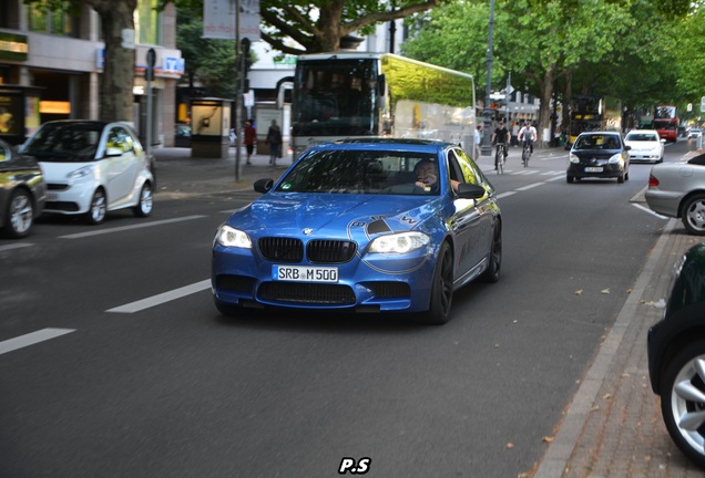 BMW M5 F10 2011