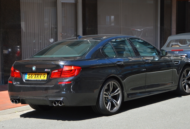 BMW M5 F10 2011