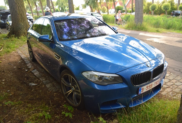 BMW M5 F10 2011